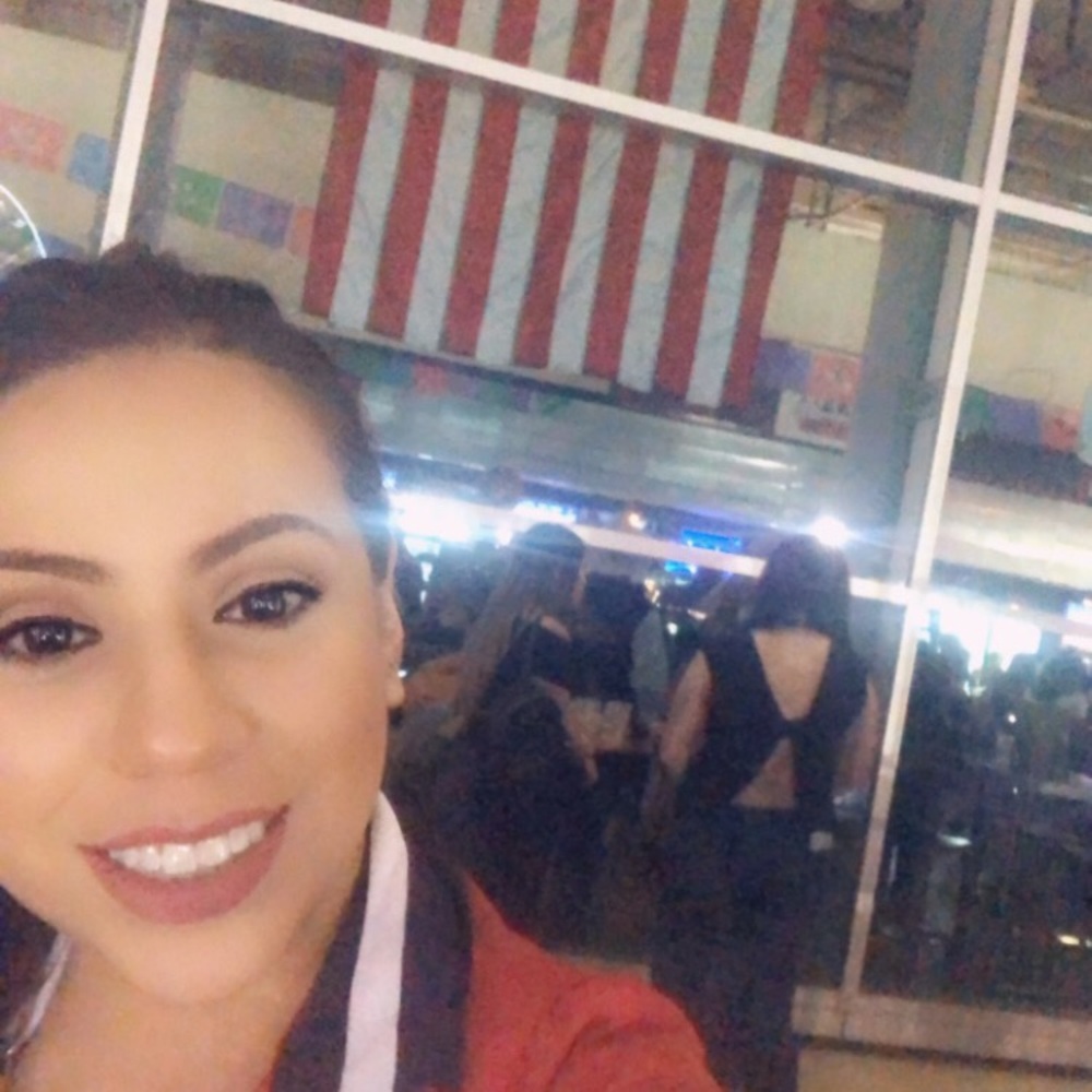 Meet your Posher, Mayra